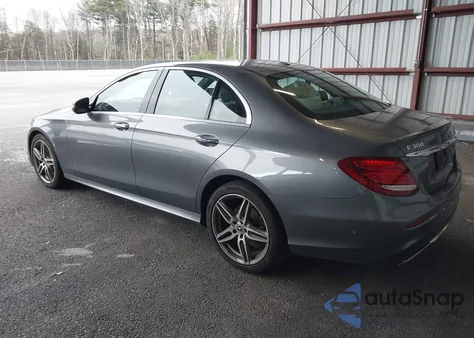 2017 Mercedes-Benz E 300 4Matic из США, поврежденный, VIN WDDZF4KB5HA272194